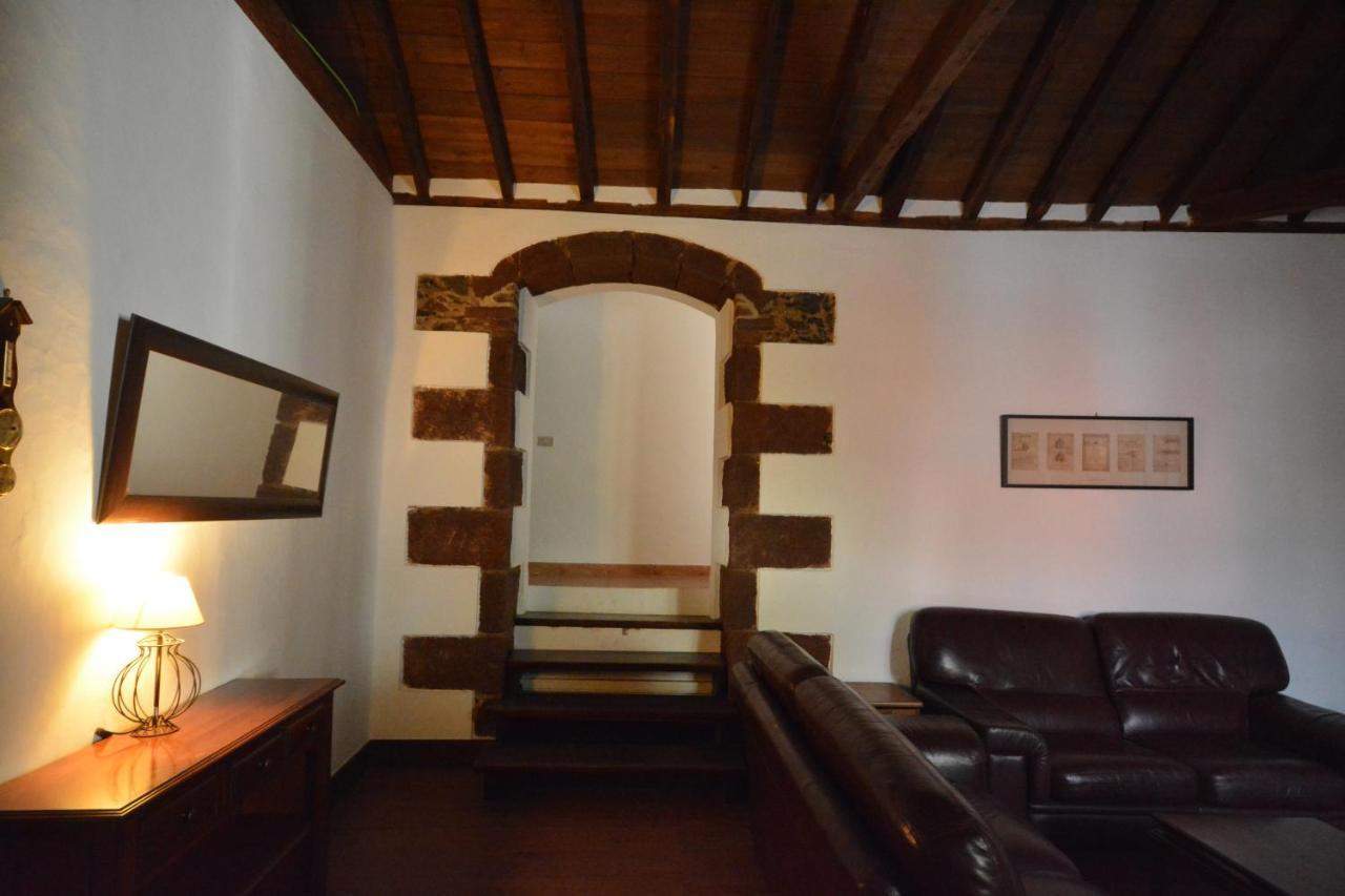 テヒーナ Casa Antigua La Embajadaヴィラ エクステリア 写真